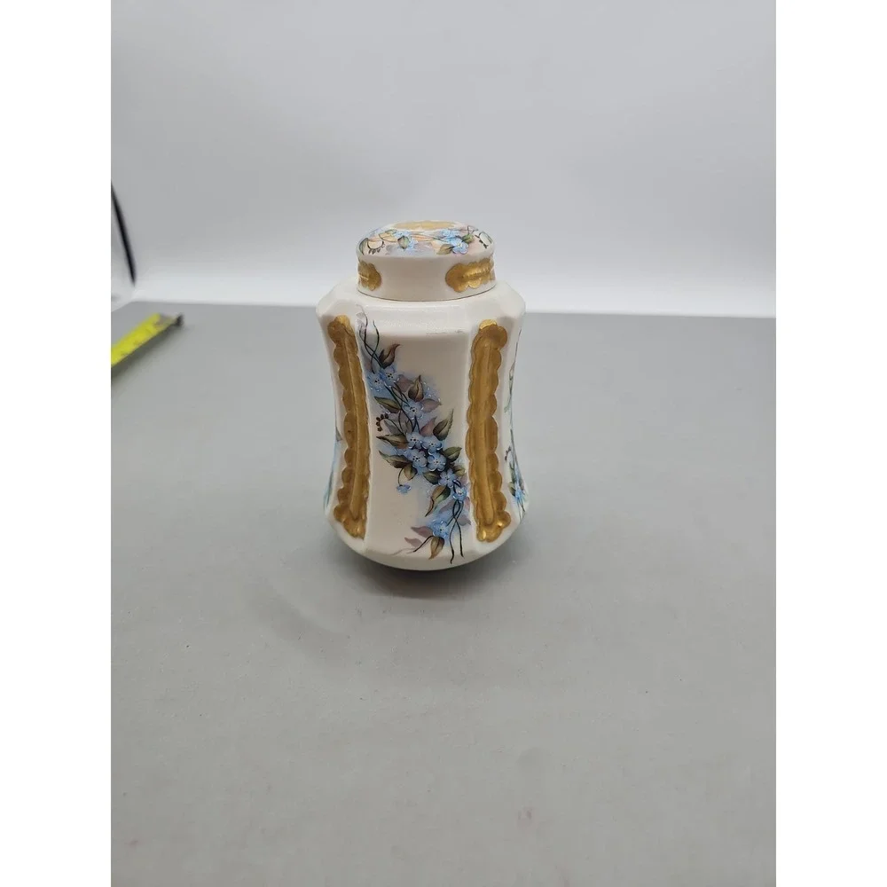 Vintage‎ Floral Gold Embossed Porcelain Tea Caddy Woth Lid Victorian Elegant